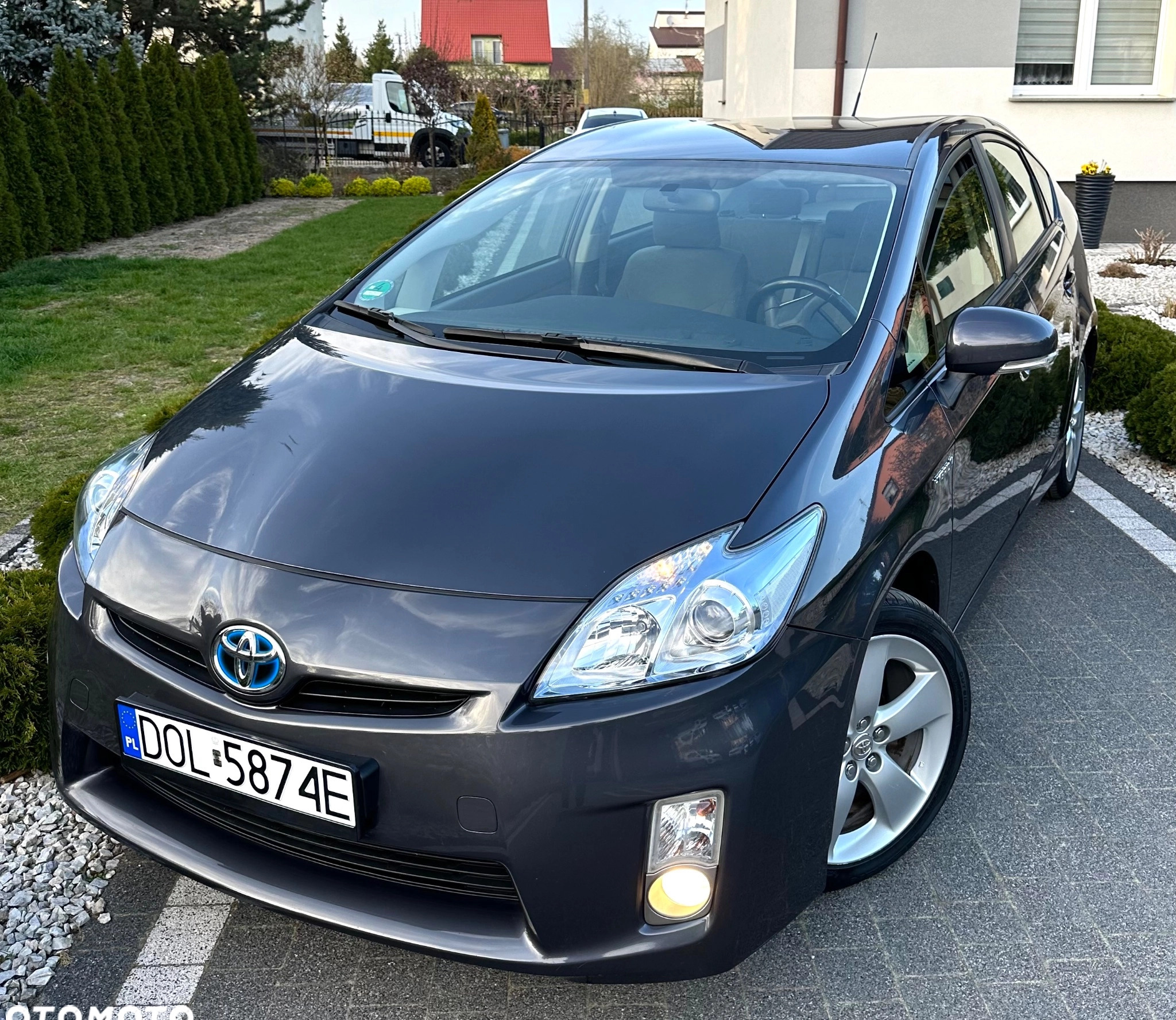 Toyota Prius cena 40900 przebieg: 185000, rok produkcji 2011 z Twardogóra małe 781